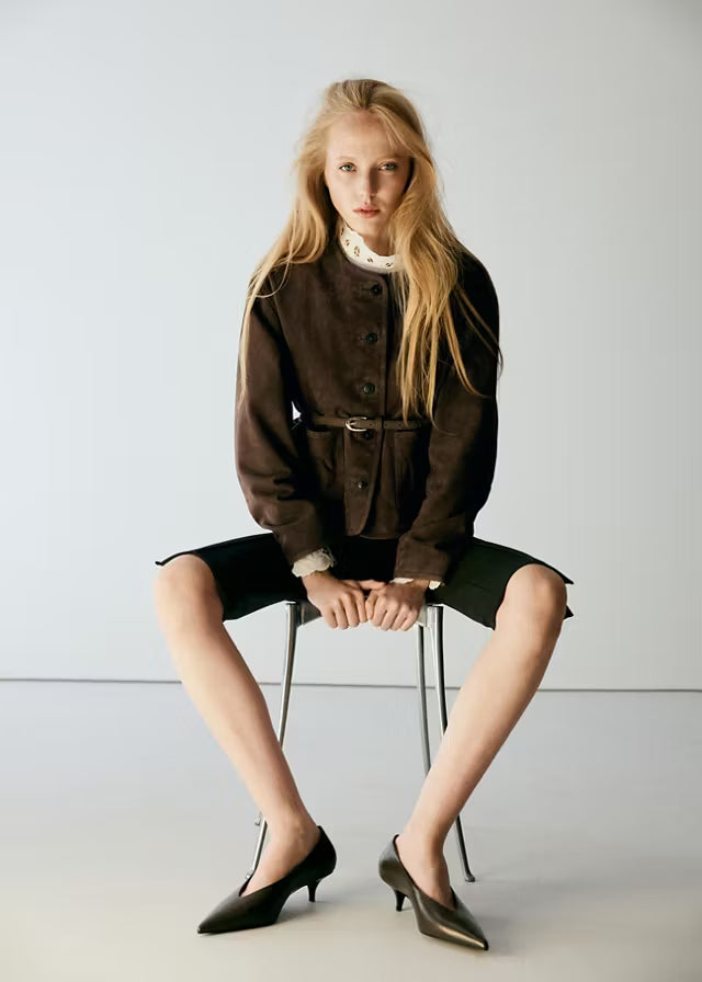 Women’s Chest-Pocket Suede Jacket – Premium Button-Up Leather Outerwear