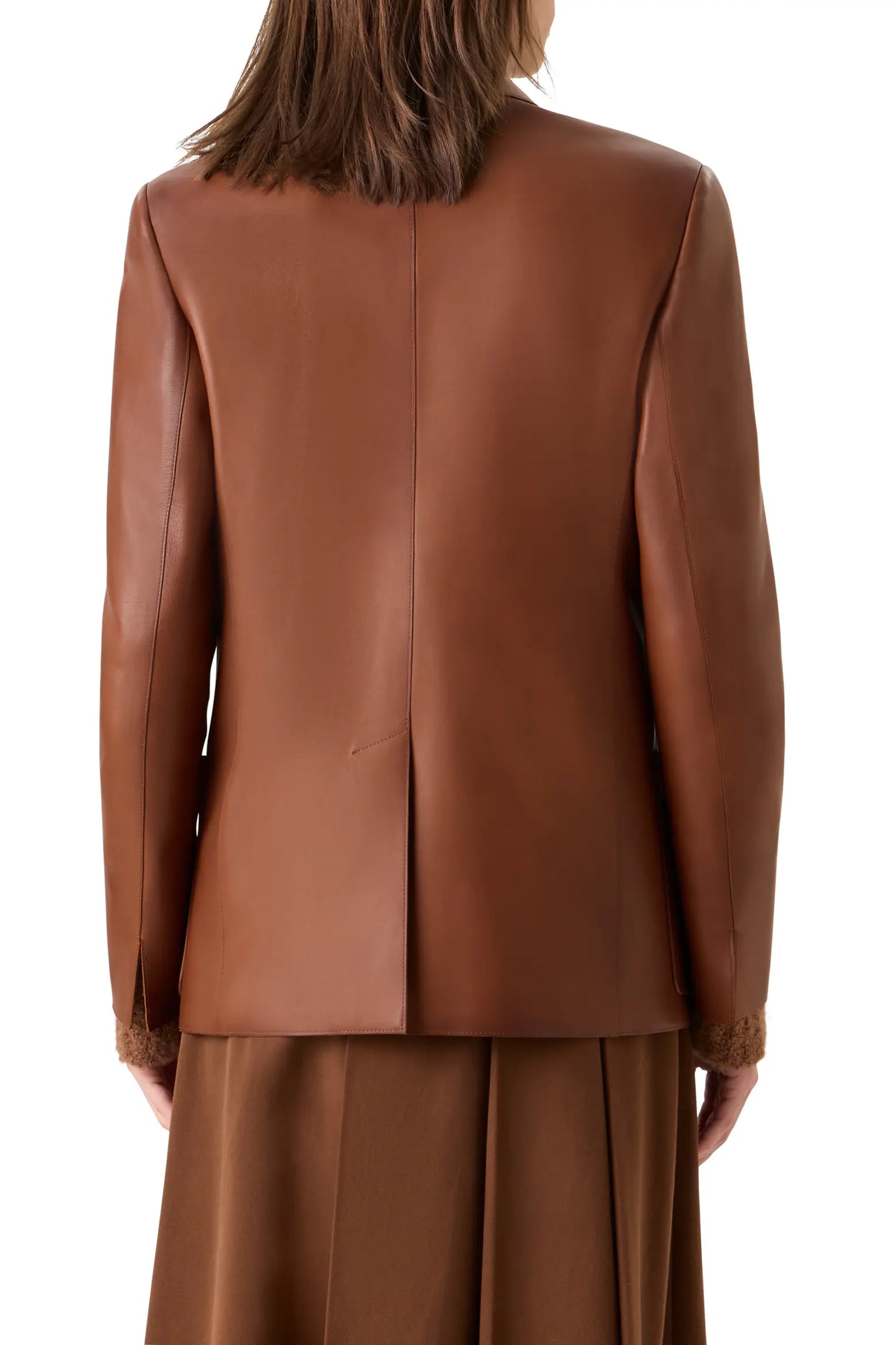 Women’s Leather Blazer – Timeless Elegance & Modern Edge