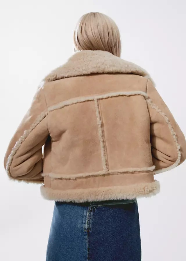 Women’s Shearling-Lined Leather Jacket – Premium Warm Winter Jacket