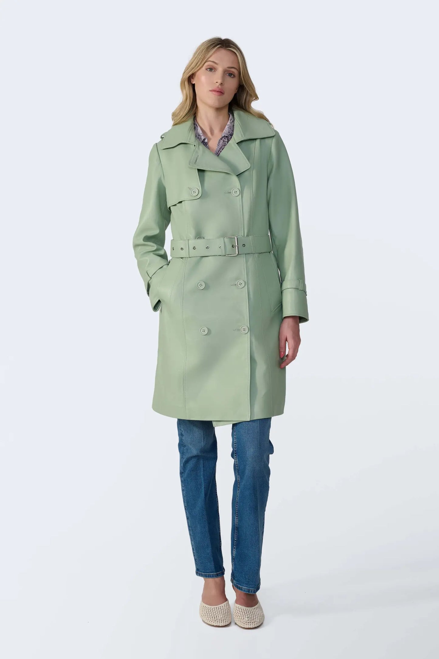 Women’s Olive Green Trench Coat – Timeless Style with a Modern Touch