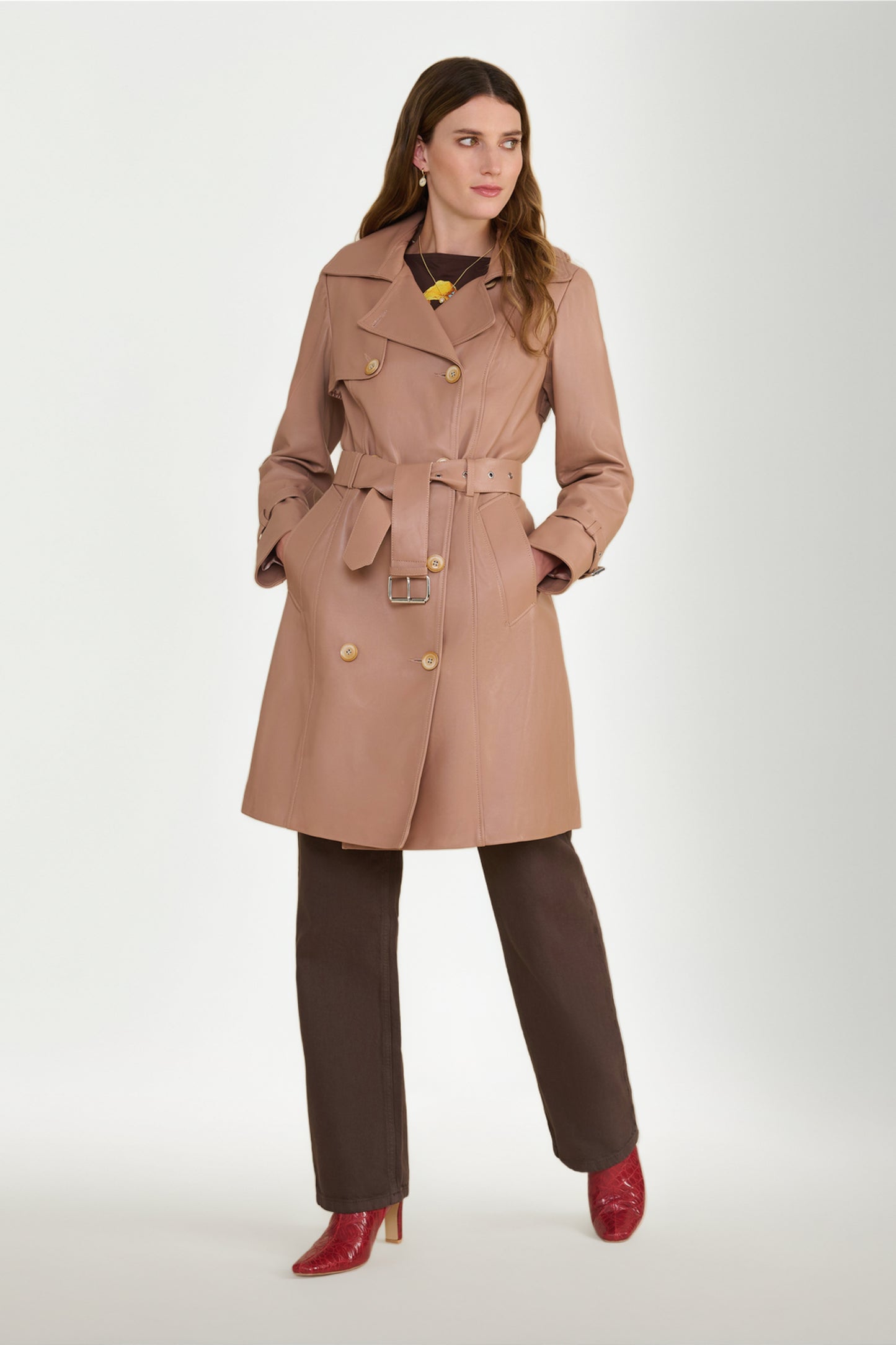 Women’s Leather Trench Coat – Timeless Elegance & Modern Style